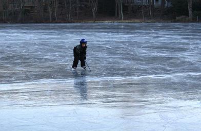 
                    Brendan Mahoney gets ready to defend his goal.
                                            (Stacy Fowle)
                                        