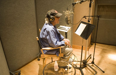 
                    Lee Hazlewood photographed in the studio during the recording of Cake Or Death
                                            (Jakob Axelman)
                                        
