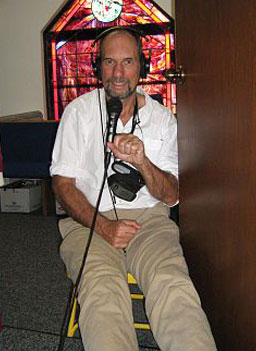 
                    Jesse, the sound man: Why am I always the one who ends up in the closet?
                                            (Lyn Millner)
                                        