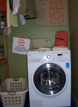 
                    All-in-one washer and dryer at an exhibit in the Las Vegas Springs Preserve.
                                            (Marc Sanchez)
                                        
