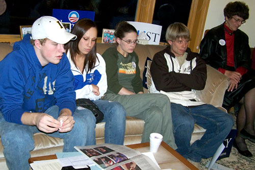 
                    Obama supporters after the first preference grouping.
                                            (Jim & Gracia Willis)
                                        