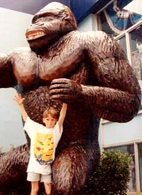 
                    Donovan Keith at a South Carolina roadside tourist trap.
                                            (Tamara Keith)
                                        