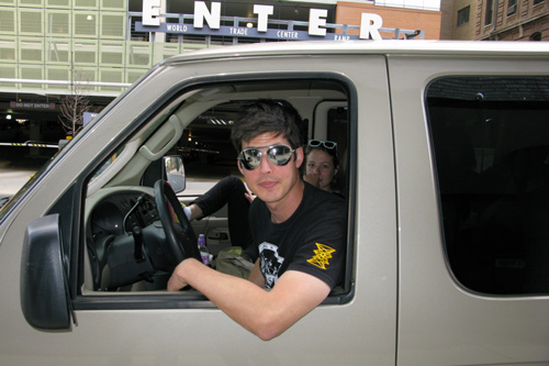 
                    Ches Smith on the road with Xiu Xiu.
                                            (David Horvitz)
                                        