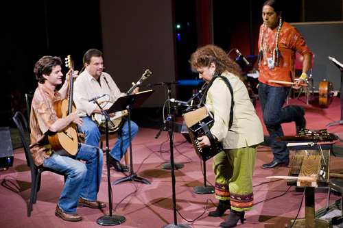 
                    Jeff Peterson, Dean Osborne, Eva Ybarra-Tejano and Robert Mirabal.
                                            (Jack Vartoogian/Front Row Photos)
                                        
