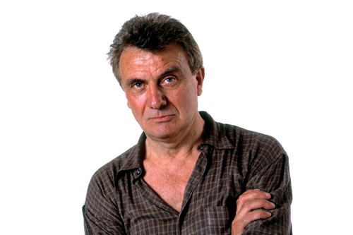 
                    Ian Oncioiu.
                                            (Warren Lehrer)
                                        