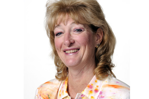 
                    Debi Rapson
                                            (Debi Rapson)
                                        