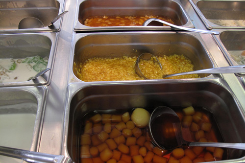 
                    A row of drink and desserts that are popular to order with a banh mi.
                                            (Corey Takahashi)
                                        